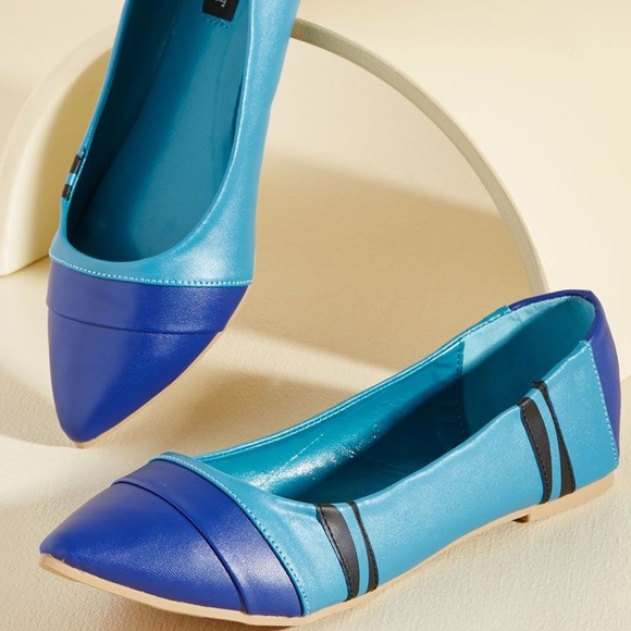 Iron Fist Blue Crayola flat - Picture 2 of 5